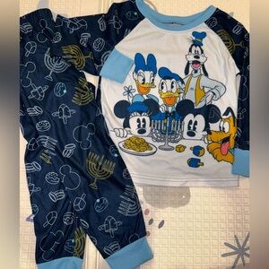 Disney Mickey & Friends Hanukkah Pajamas so XS Fleecey Material, authentic print